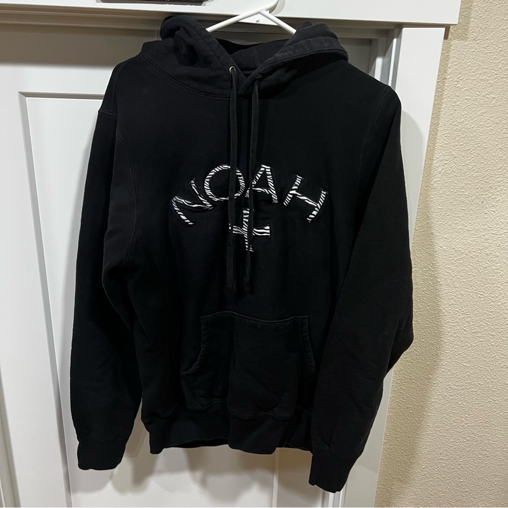 Noah NYC Hoodie Black Zebra Core Medium